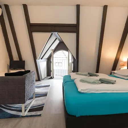 Redlight District Smokers Friendly Private * Amszterdam