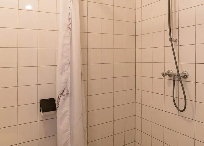 Apartment Redlight District Smokers Friendly Private